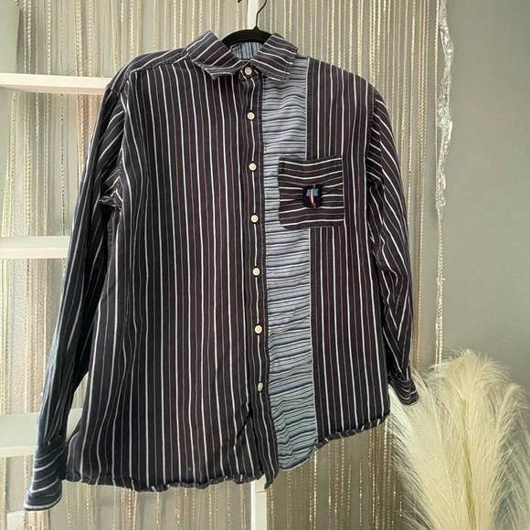 ROBERT GRAHAM LS Button down Logo, Casual or Dress Shirt, size Medium, Crest - Picture 4 of 7